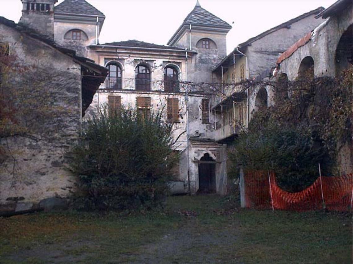 MEZZENILE. In mostra al castello Francesetti