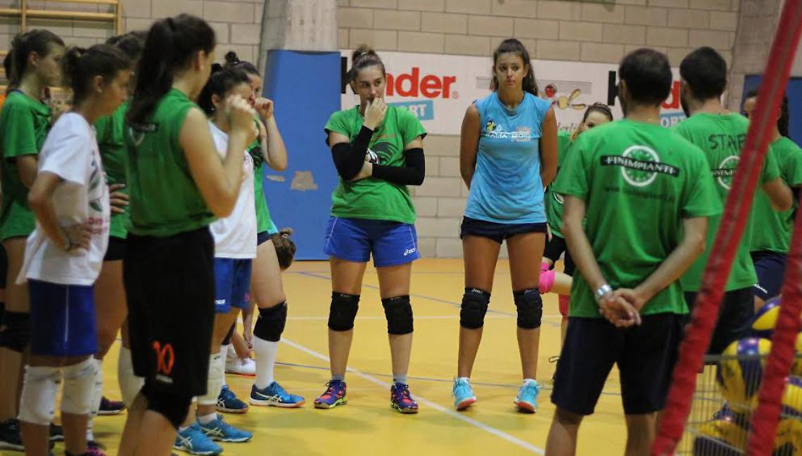 VOLLEY. La Finimpianti Rivarolo a cena per cementare il gruppo