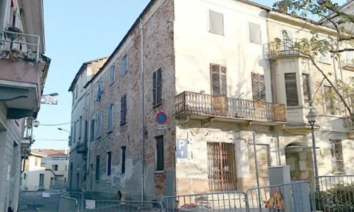 CIGLIANO. La Procura dissequestra Palazzo Carpeneto
