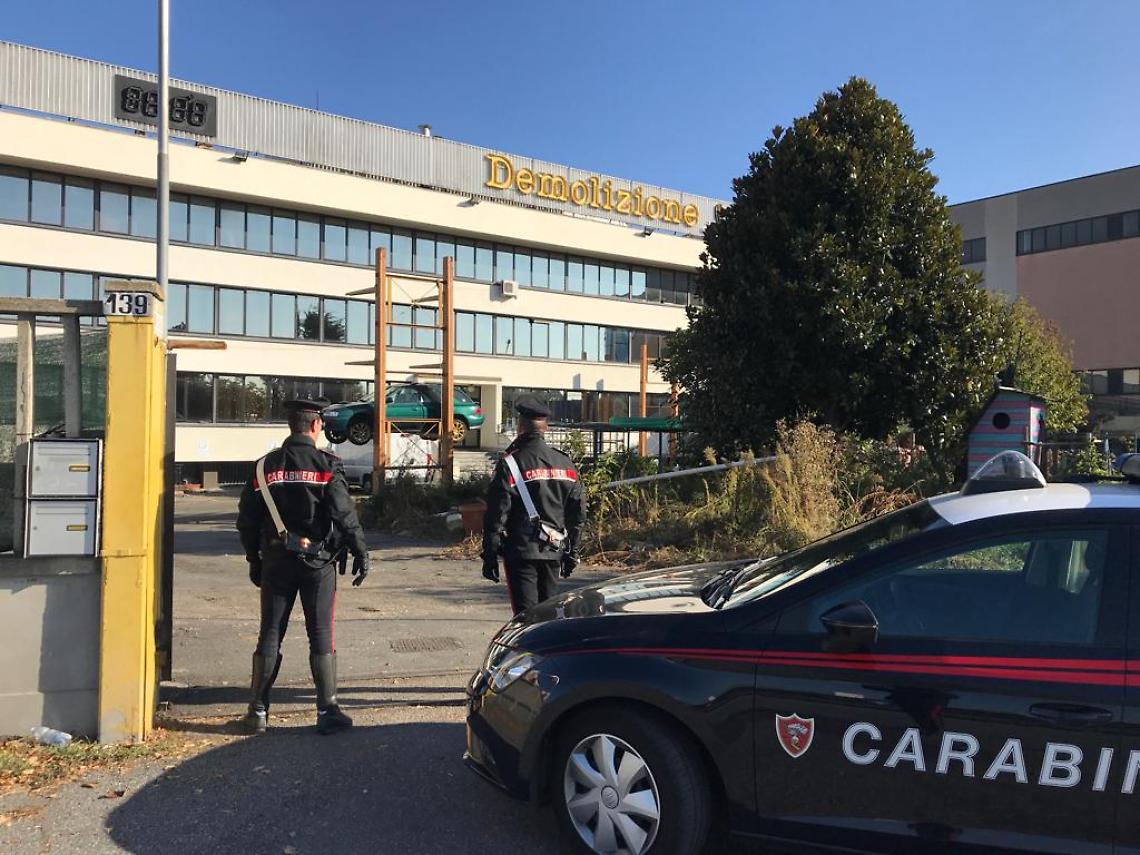 RIVOLI. Cannibalizzavano fabbriche in disuso, carabinieri arrestano 3 predatori del rame