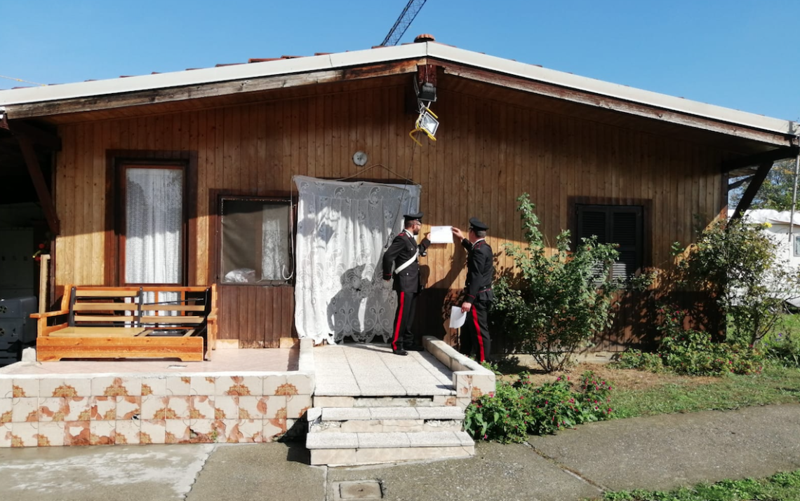 BORGARO. Blitz dei carabinieri, scoperta una mega villa abusiva