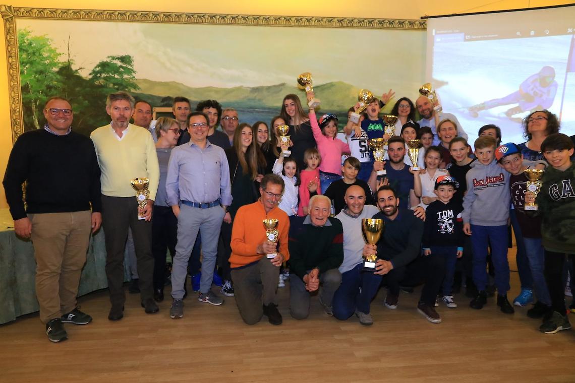 SCI ALPINO. PRESENTATA LA STAGIONE AGONISTICA DELL'ASSOCIAZIONE SCI CLUB CANAVESE
