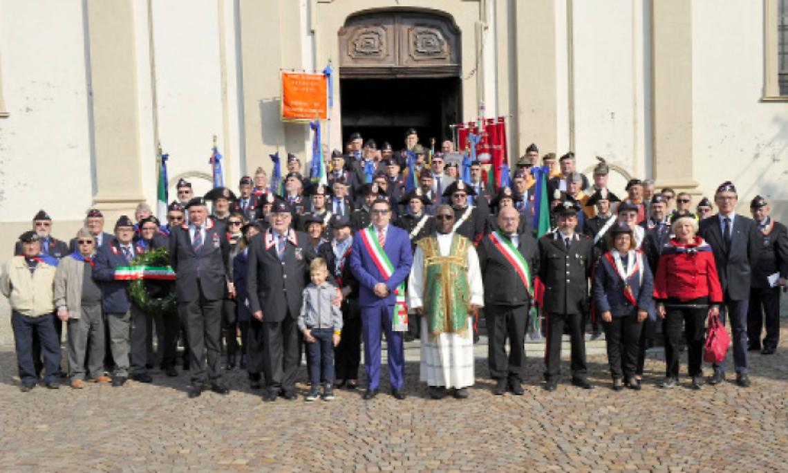 TORRAZZA. Carabinieri in festa