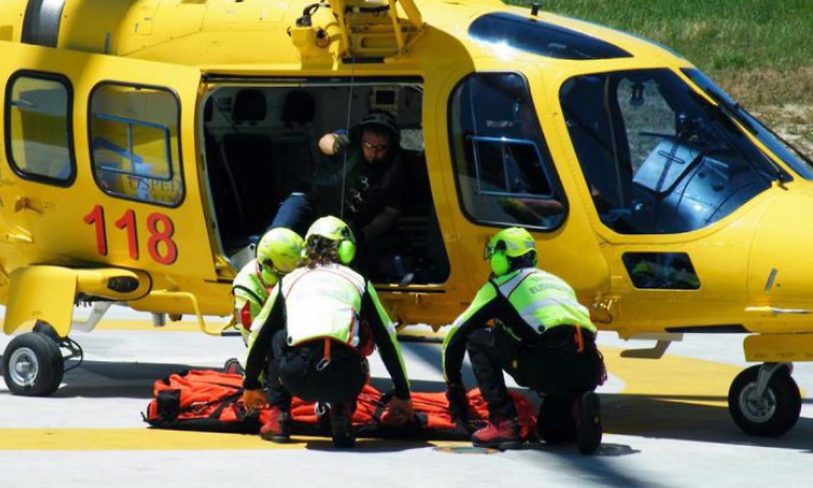 CALUSO. Cade in un crepaccio e muore