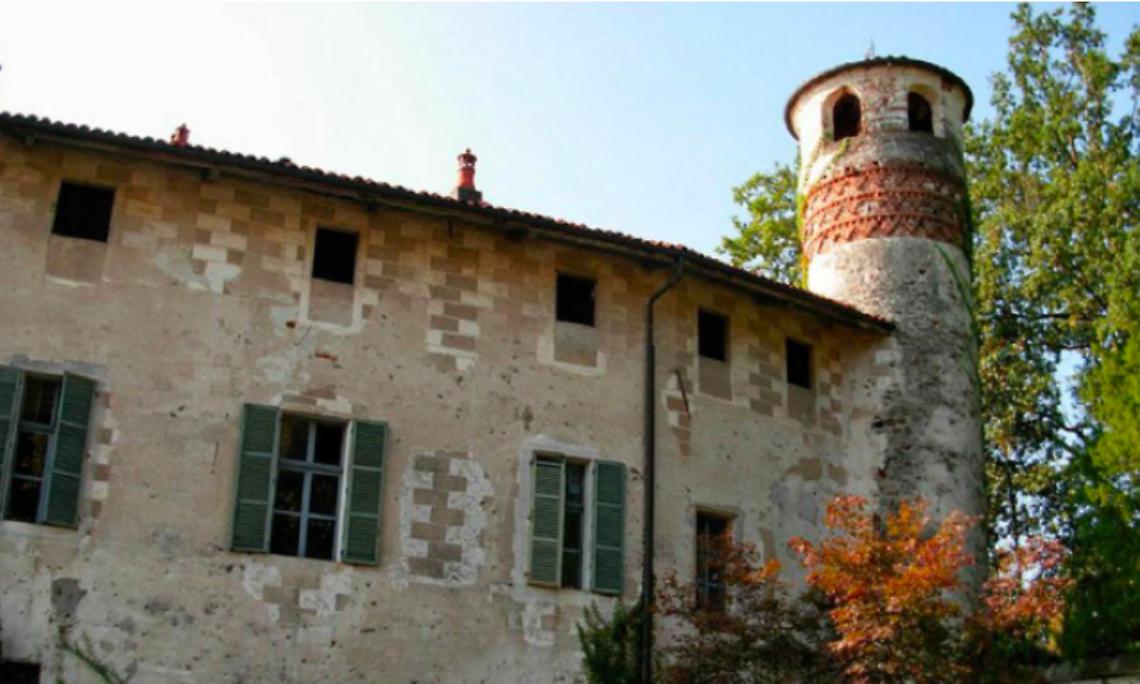 PARELLA. Sposarsi dentro il castello? Ora si può