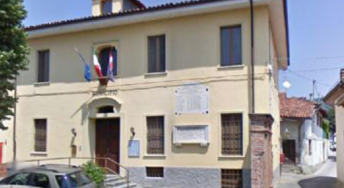 RIVALBA. Al via i lavori per cambiare le luci in Comune e a scuola