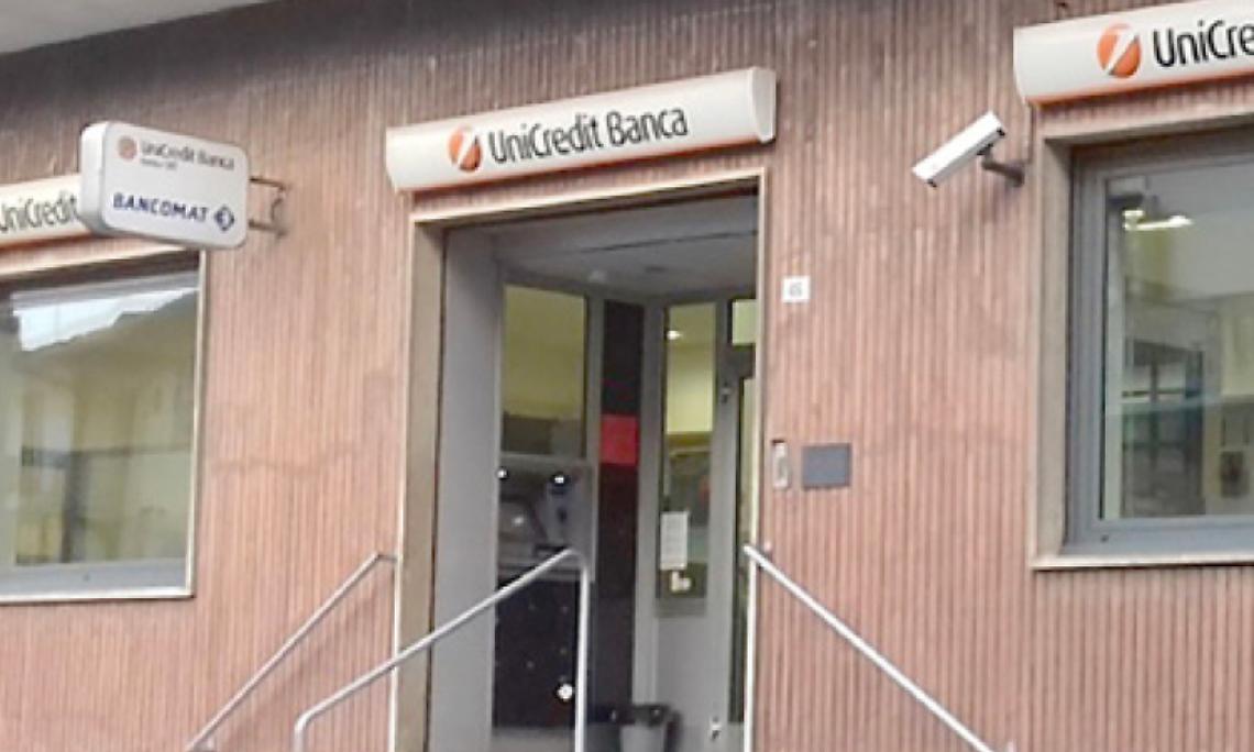 VALPERGA. Dopo oltre un secolo, chiude la storica filiale dell’Unicredit