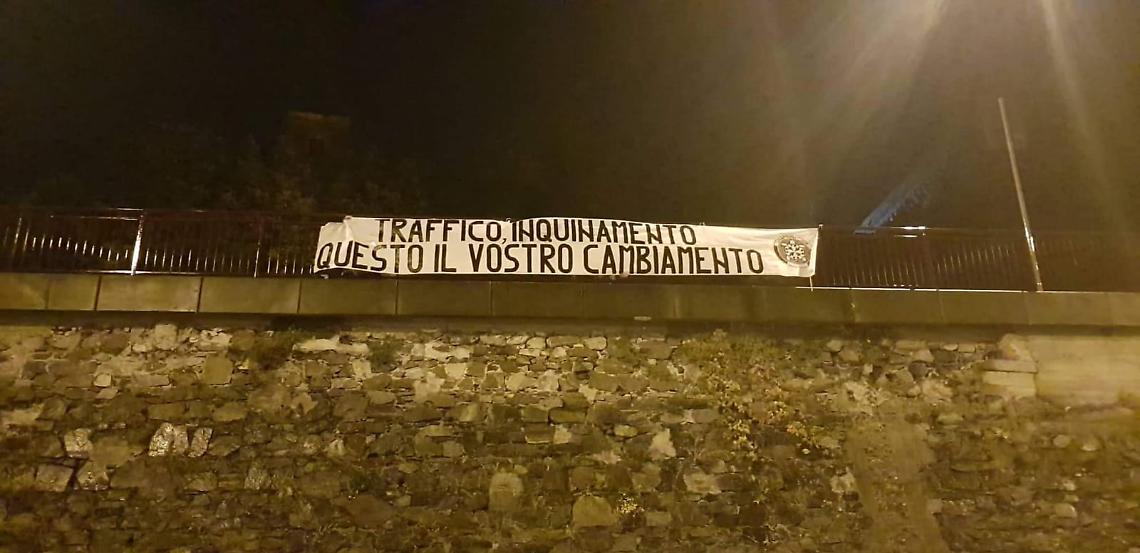 IVREA. CasaPound in azione contro l’incompetenza delle amministrazioni eporediesi