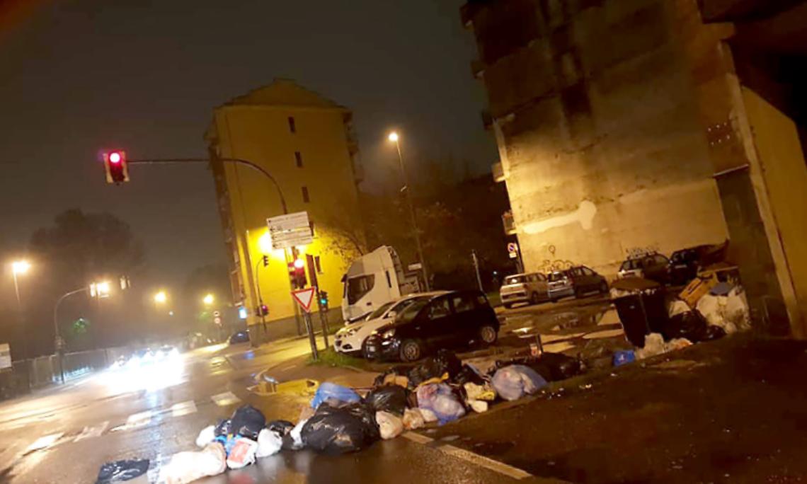 SETTIMO. Rifiuti, il condominio è responsabile