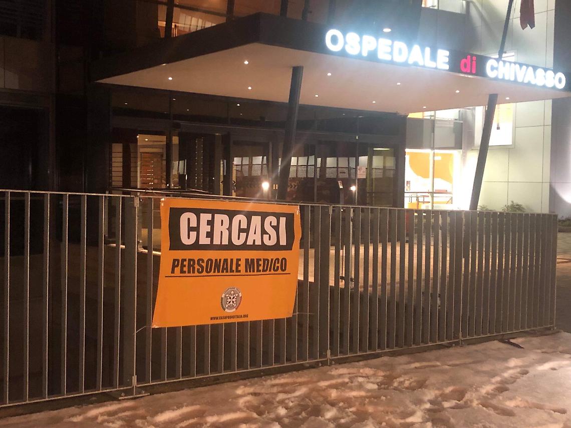 CHIVASSO. “Cercasi personale medico: manifesto provocatorio di CasaPound”