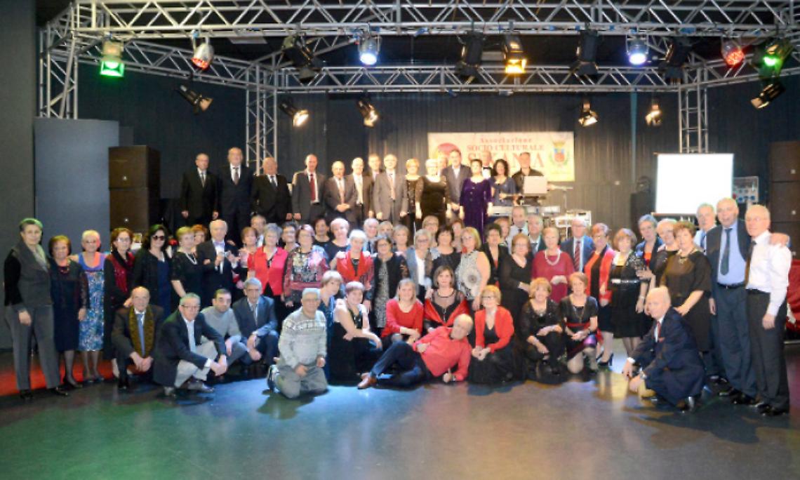 SETTIMO. Capodanno 2019, brindano i settimesi