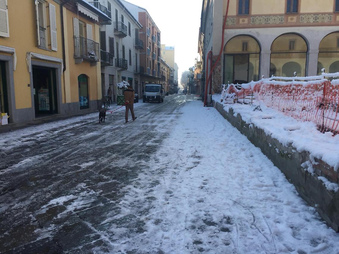 CHIVASSO. Nevica e siamo sempre daccapo. Occhio che nei prossimi giorni si ricomincia...