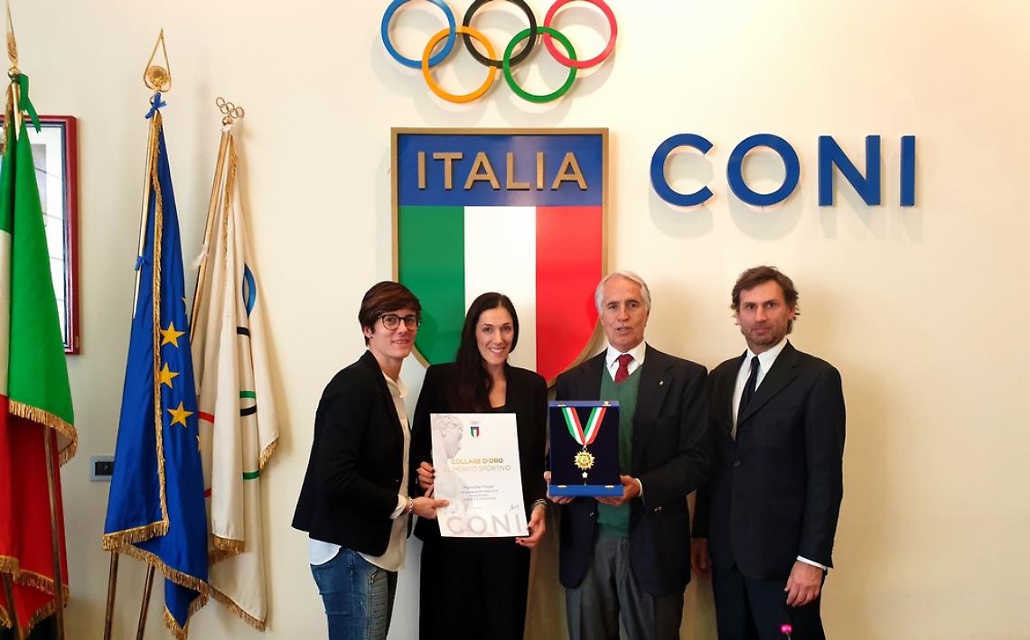 BASKET. Filippi riceve il Collare d'Oro dal presidente del CONI Malagò