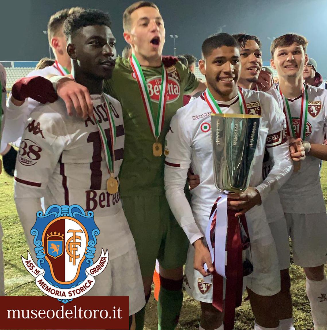 Giocatori presenti al Museo del Grande Torino a Grugliasco per l’esposizione della Supercoppa Primavera.