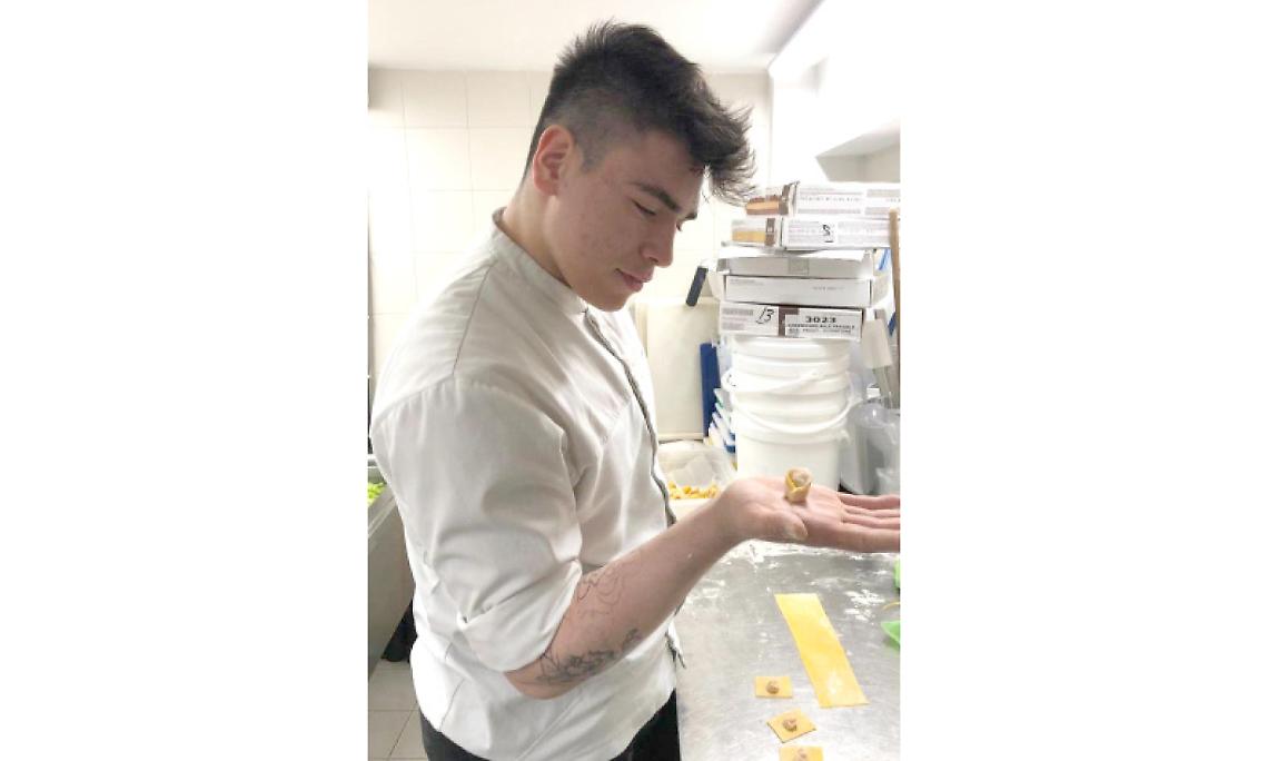SETTIMO. Uno chef settimese vola dalla scuola Enaip a Maiorca: il sogno di Riccardo Portolecchia