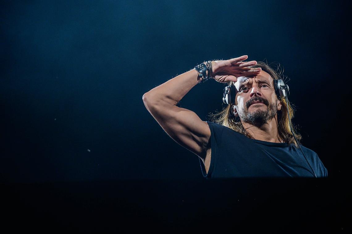 TORINO. Bob Sinclair in concerto per dimenticare il giorno e vivere a pieno la magia della notte