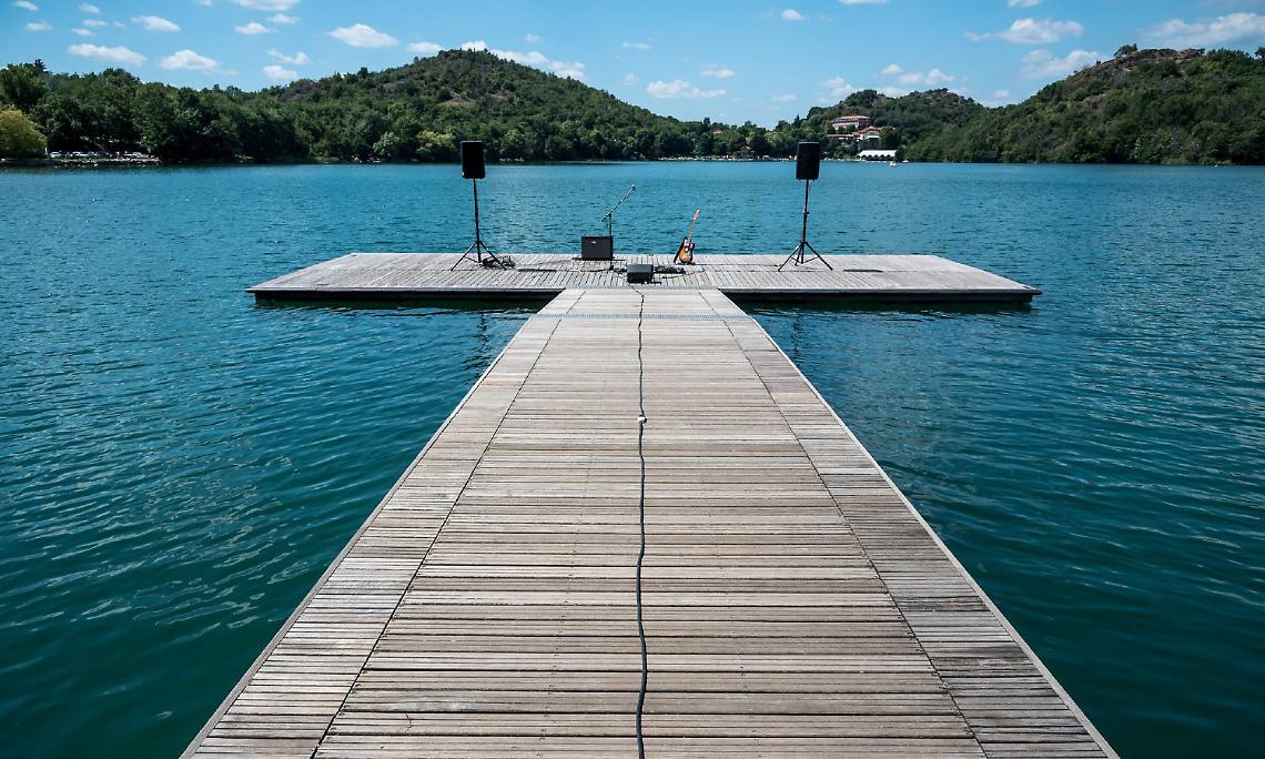 CHIAVERANO. Lake Me Up: &egrave; polemica sulle  multe e un cartello sparisce