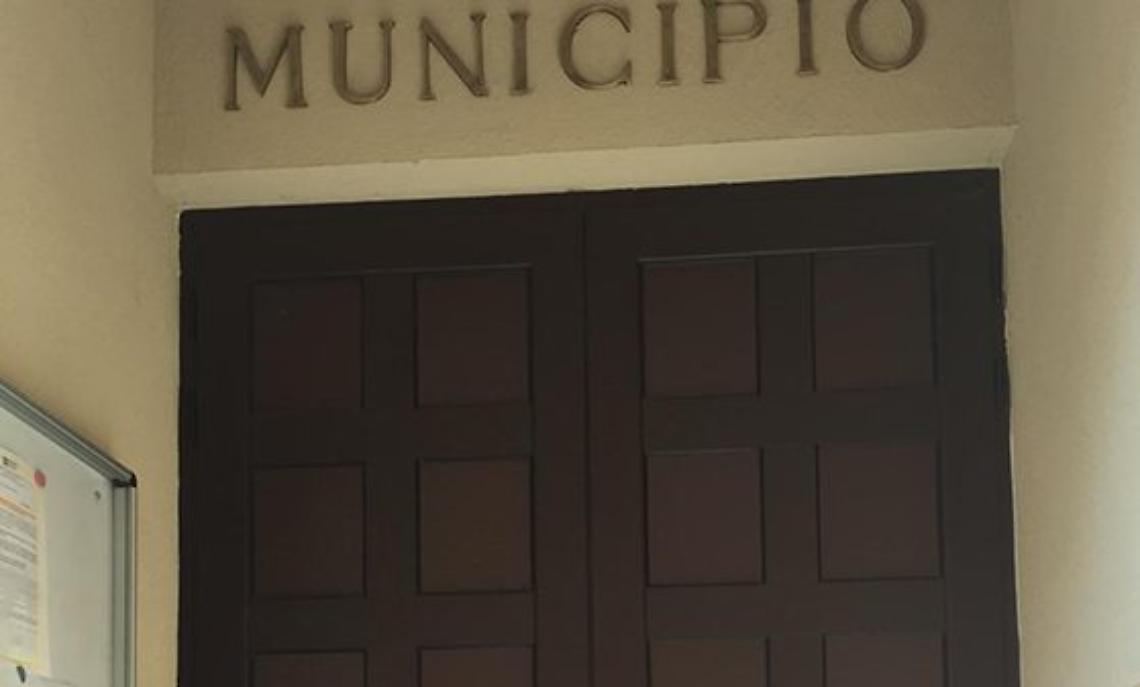 LAURIANO. Blitz dei carabinieri in Comune per un'inchiesta sui falsi certificati di residenza