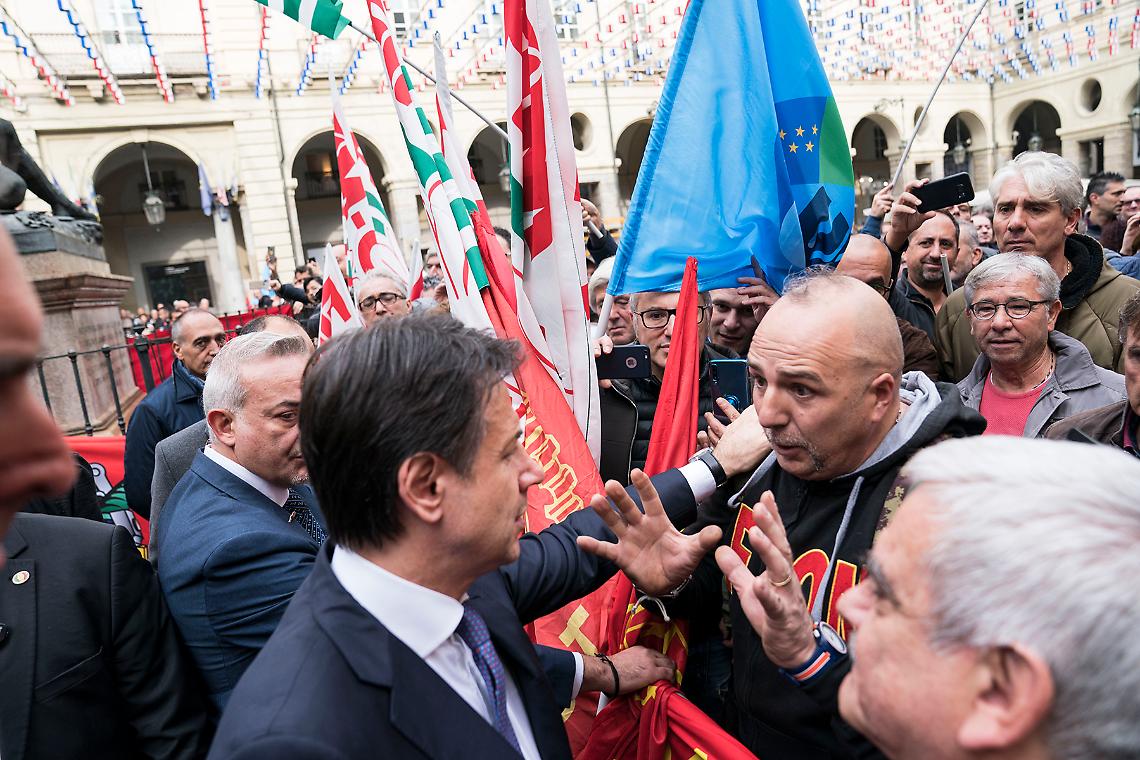 TORINO. Conte a Torino, rassicura lavoratori aziende in crisi