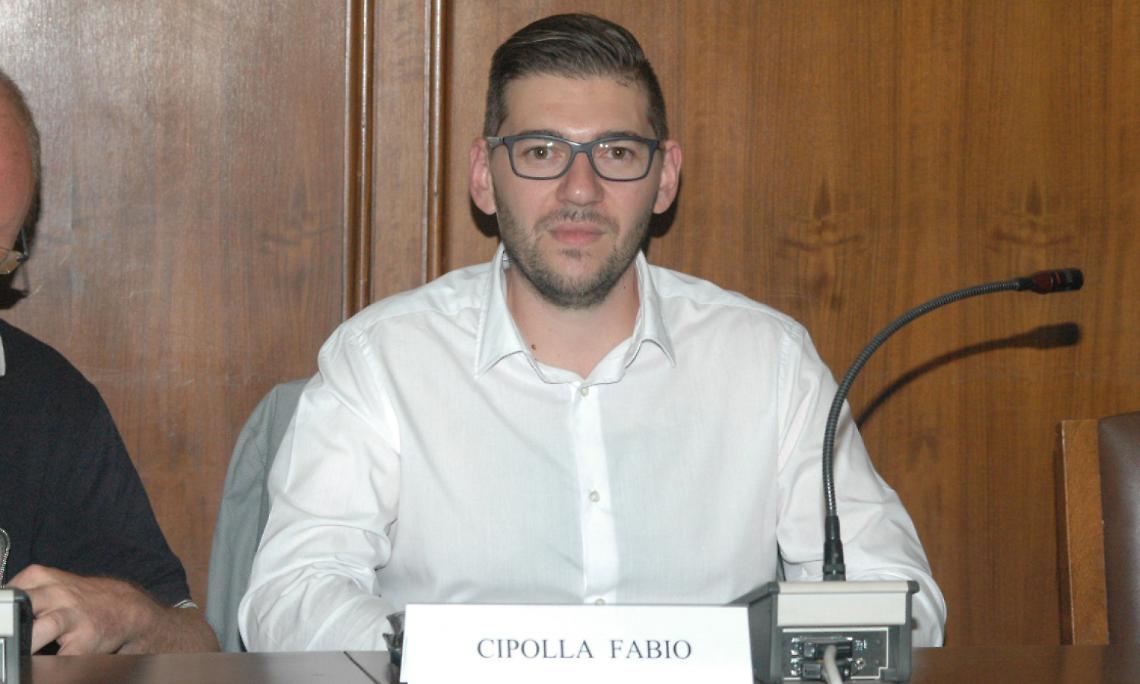 CHIVASSO. Covid, contributi per la piscina. I 5 Stelle: "Perché all'Urs La Chivasso no?"