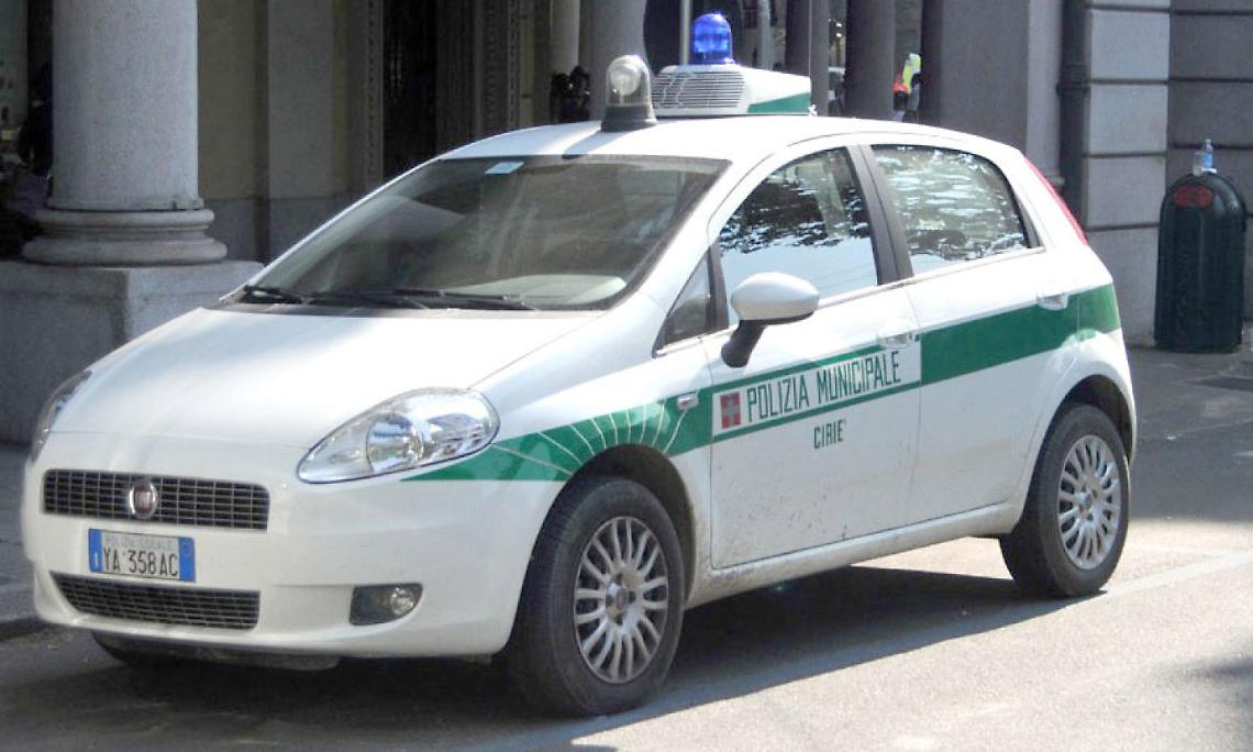TORINO. Sorpreso a rubare in Lego Store, arrestato dai vigili urbani
