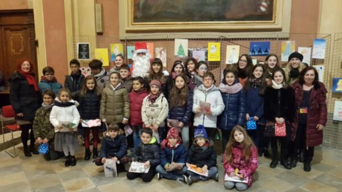 CHIVASSO. Esposizione dei disegni natalizi degli allievi di “Prisma Laboratorio Artistico”
