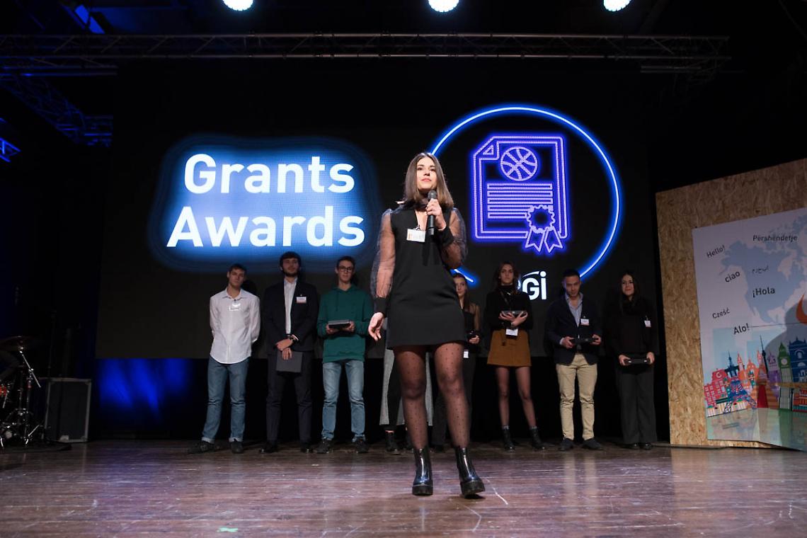 IVREA. Rgi premia i figli dei dipendenti di cui essere orgogliosi