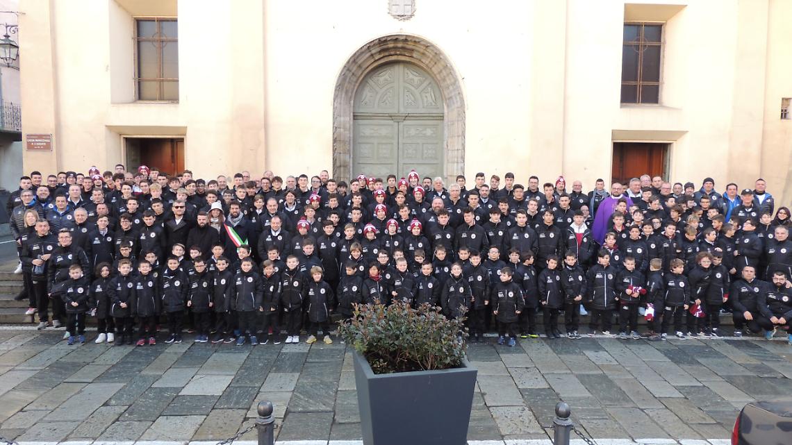 Calcio. Festa di Natale in casa Crescentinese