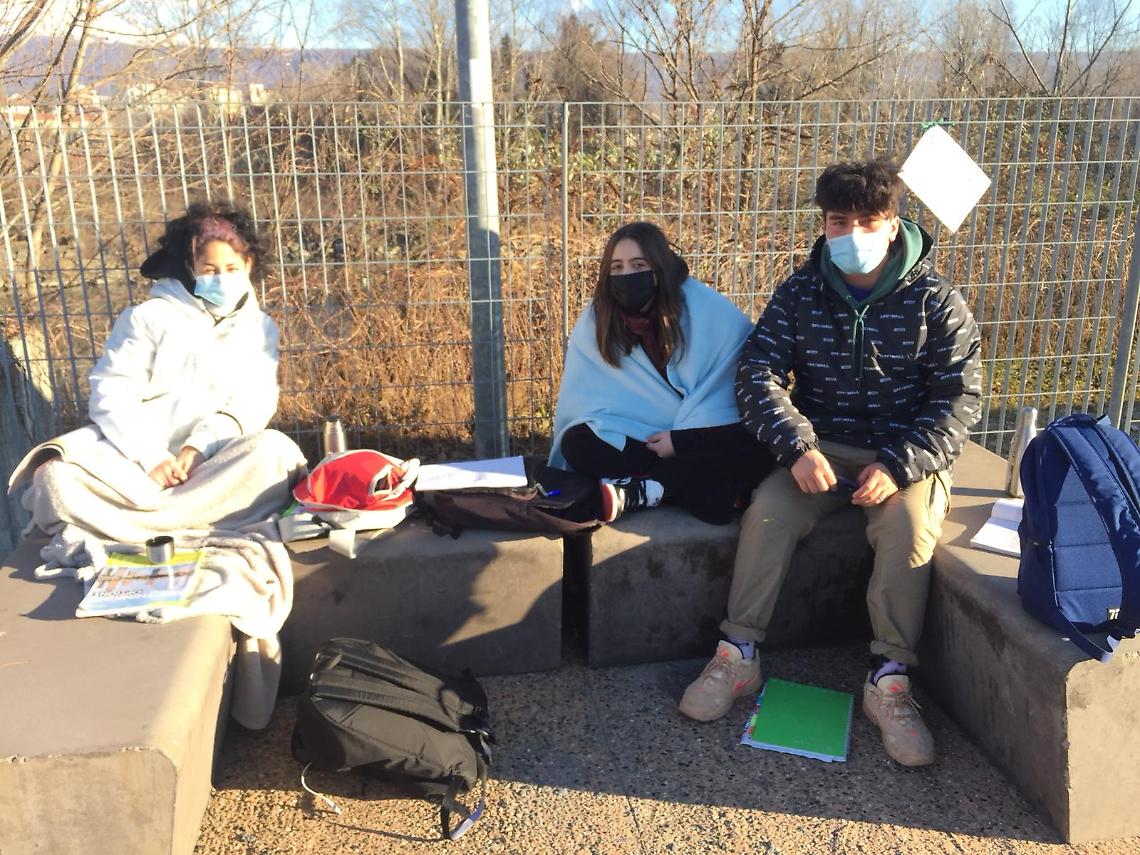 IVREA. Tre studenti protestano contro la DAD