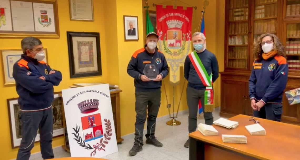 SAN RAFFAELE. Premiata la squadra Aib per i servizi resi durante il Covid