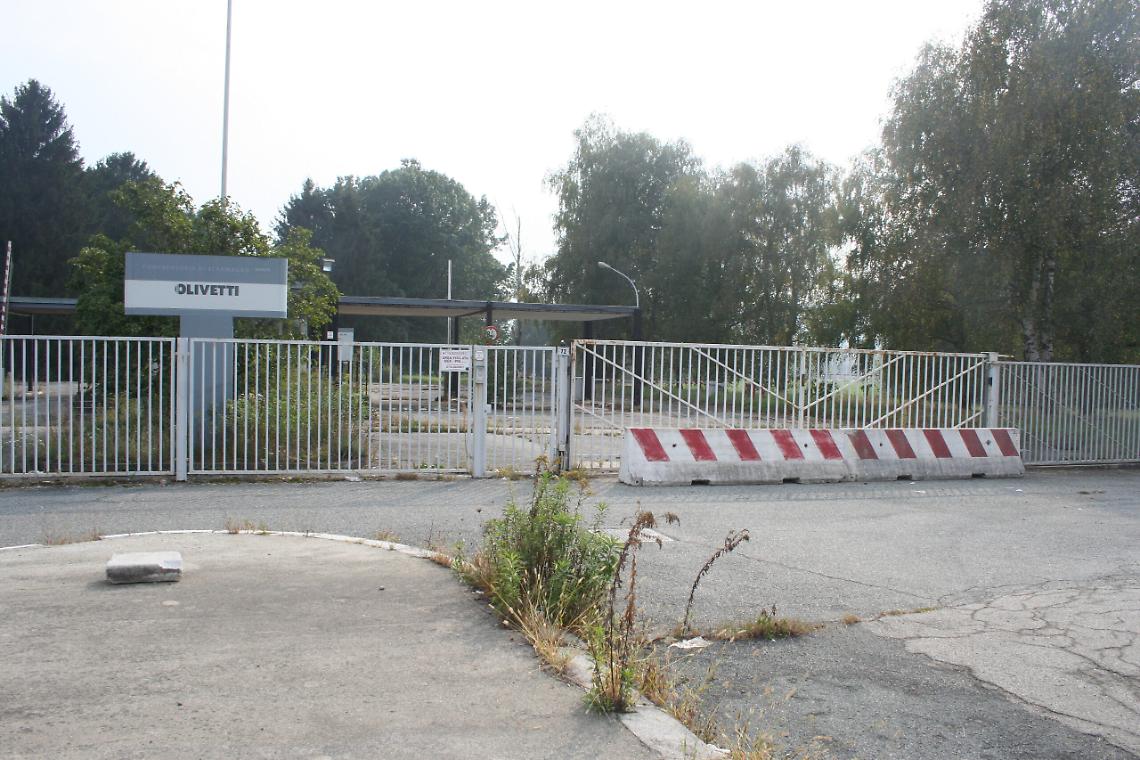 Quel fantasma che si aggira all’ex Olivetti di Scarmagno...
