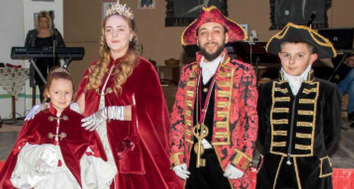 CASTELROSSO. Santa Messa con la Corte del Carnevale
