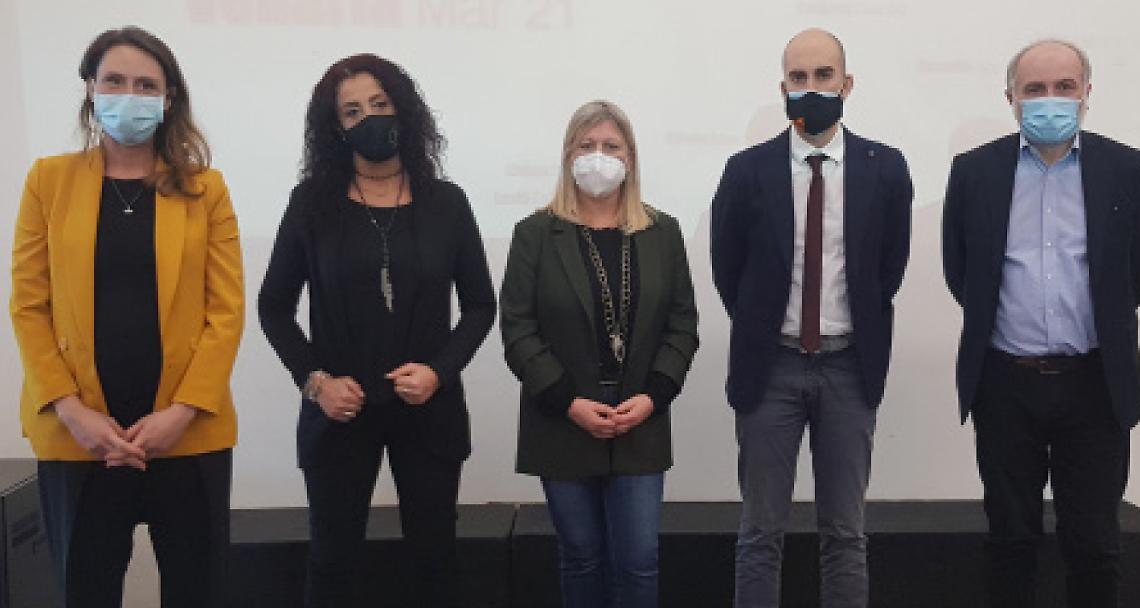 VENARIA. La città vola in Europa col teatro