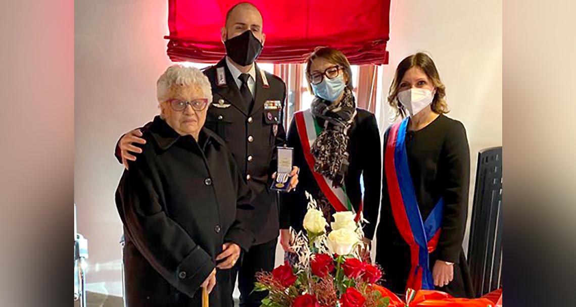 SETTIMO. La città di Settimo premia con una medaglia alla memoria Plinio Gallocchio, deportato in Germania durante la guerra