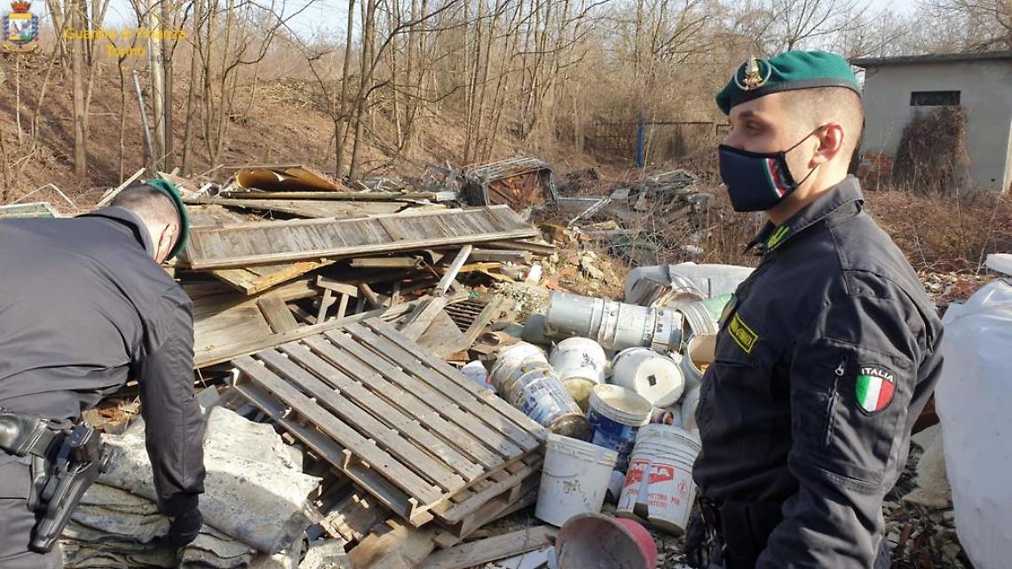 CHIVASSO. Ottomila tonnellate di rifiuti pericolosi sulle rive del Po. Denuciati i titolari di un&rsquo;azienda