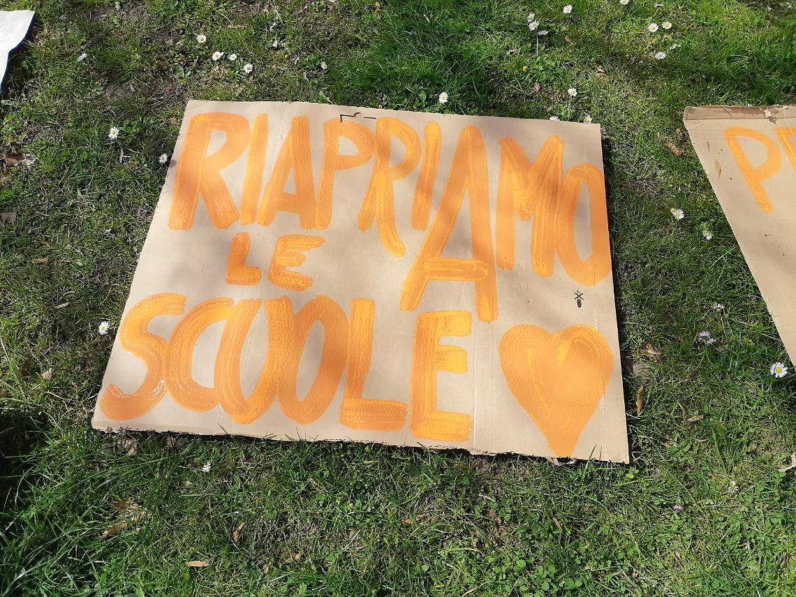IVREA. Sertoli si fa sordo alle richieste del Comitato Priorità alla scuola
