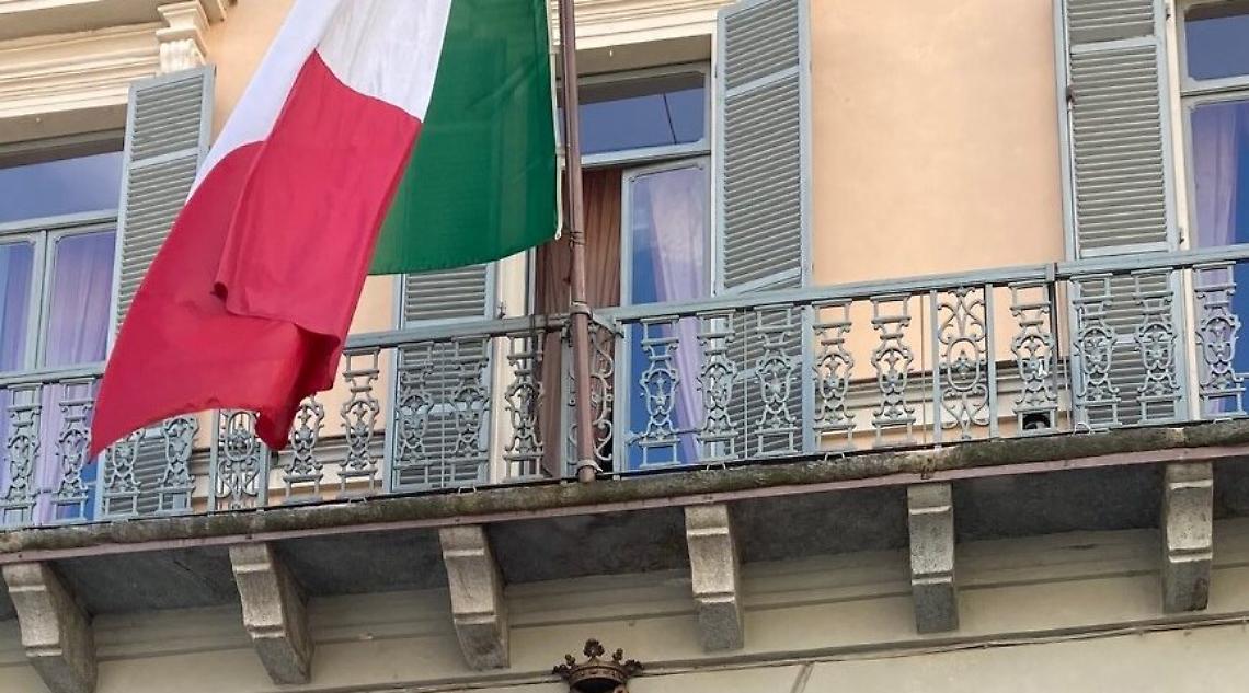 IVREA. Un minuto di silenzio per le vittime del Covid