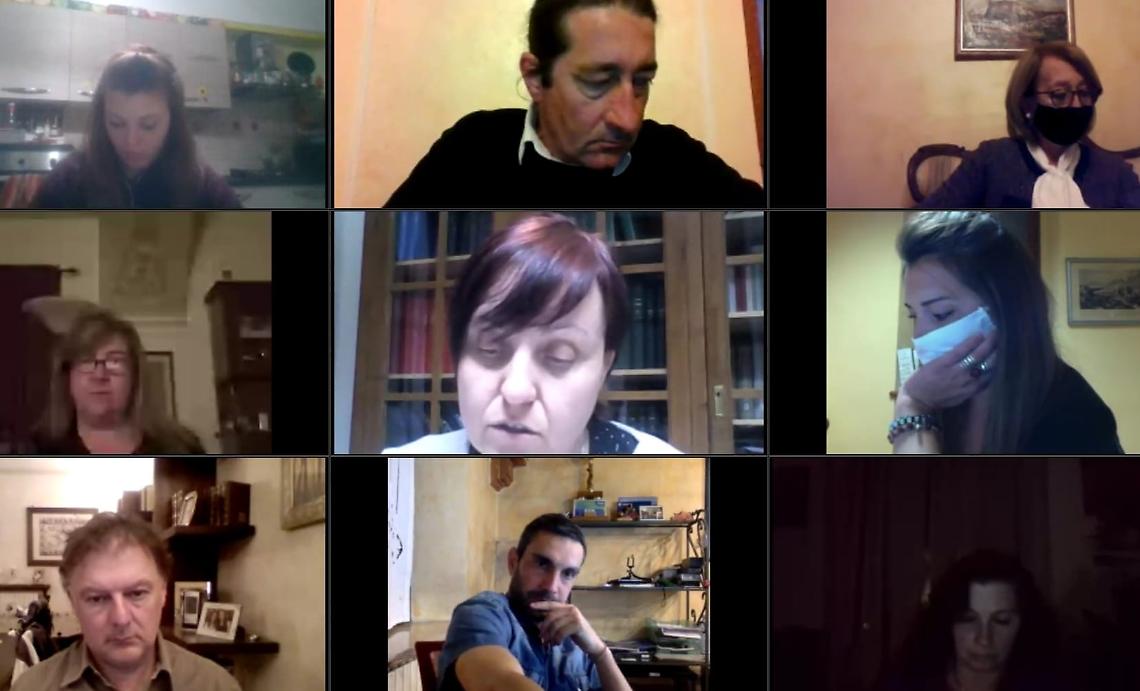 VERRUA SAVOIA. Castelli: "Dov'è la minoranza?", Moscoloni replica: "Non viviamo di politica"