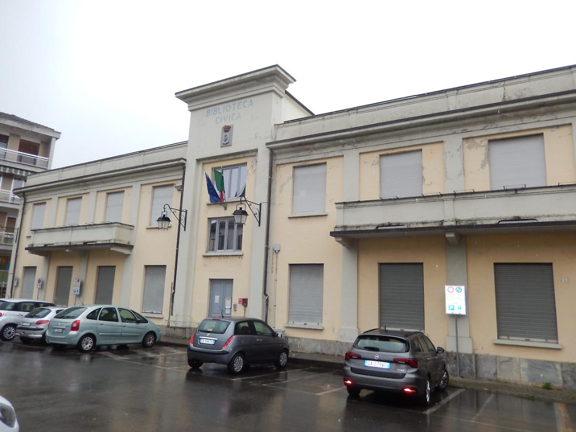 CUORGNÈ. Esternalizzazione della biblioteca: per ora rinviata la soluzione