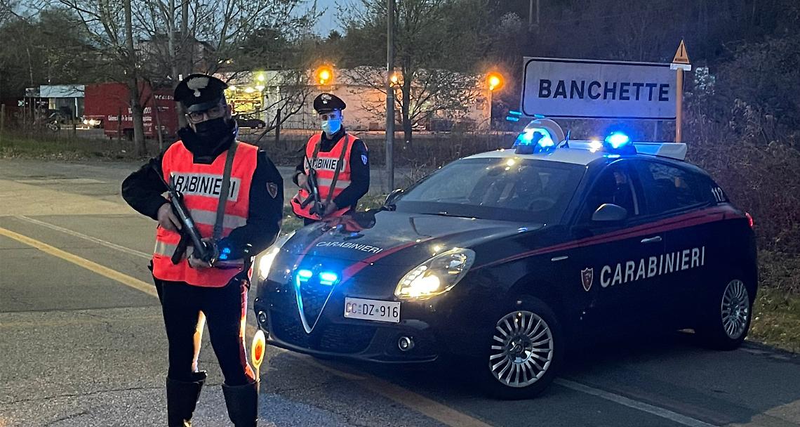 Arrestato dopo un inseguimento nelle campagne di Lessolo e Banchette. Era ricercato a Genova