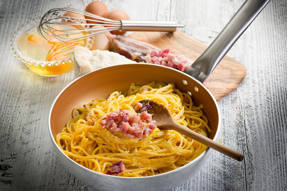 6 APRILE 2021, #CARBONARADAY: 5 INGREDIENTI, INFINITE VARIAZIONI DI GUSTO