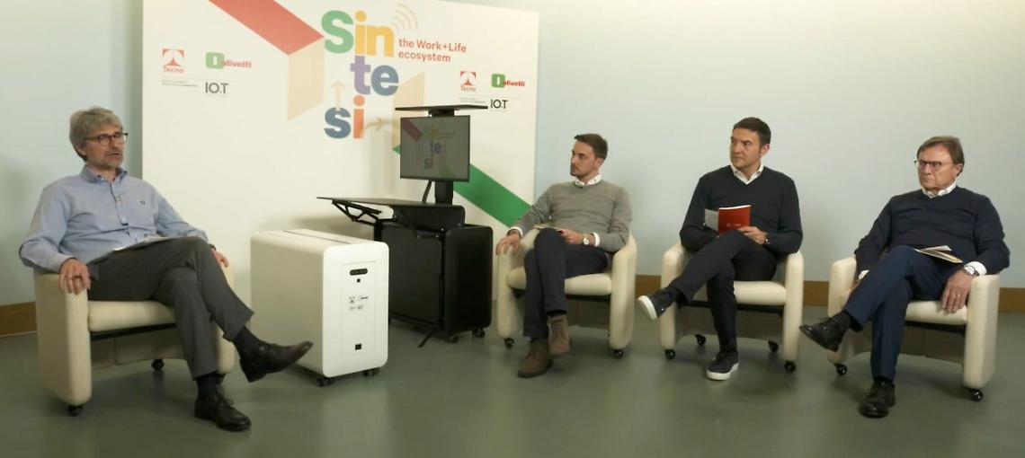 Olivetti e Tecno presentano "Sintesi" la postazione di lavoro intelligente