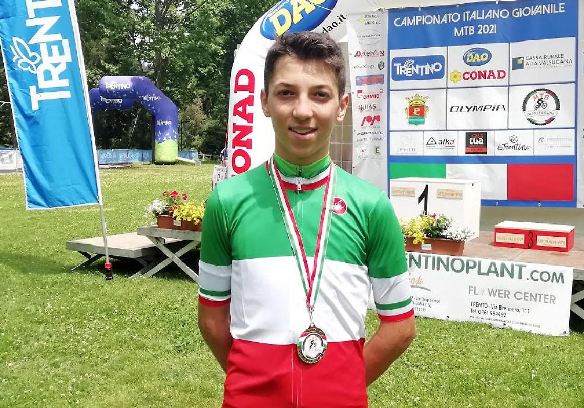 MOUNTAIN BIKE. Emanuele Savio del Bussolino Sport sul tetto d’Italia