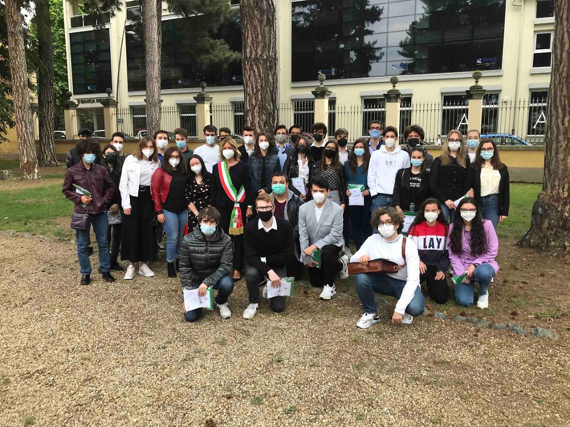 CIRIÈ. "Ragazzi, abbiate il coraggio di difendere la Costituzione" (TUTTE LE FOTO DEL 2 GIUGNO)