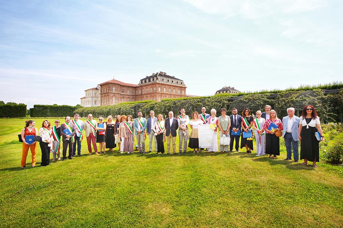VENARIA REALE. Tutti insieme per i nuovi nati Alla Reggia è stata una festa