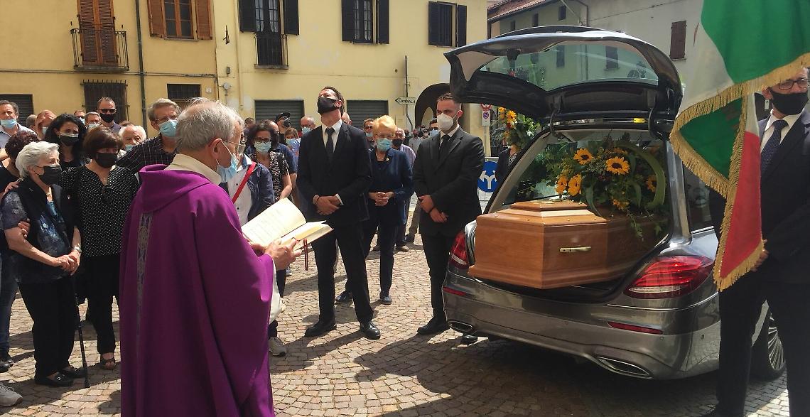 MONTANARO. Paese a lutto per l'ultimo saluto a Fiorenzo Canonico