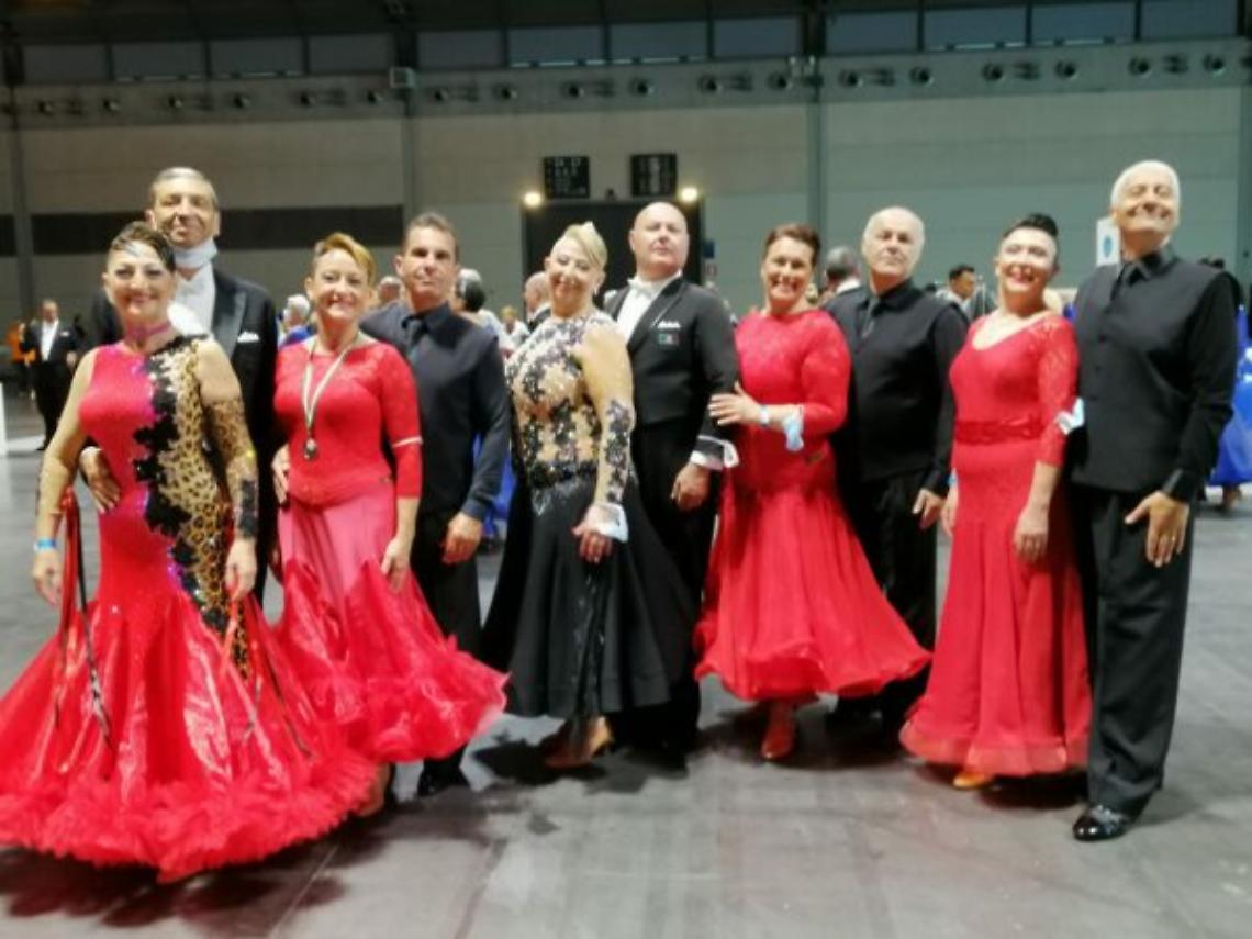 CHIVASSO. Grande successo ai Campionati Italiani per la “Star Dance 2011”