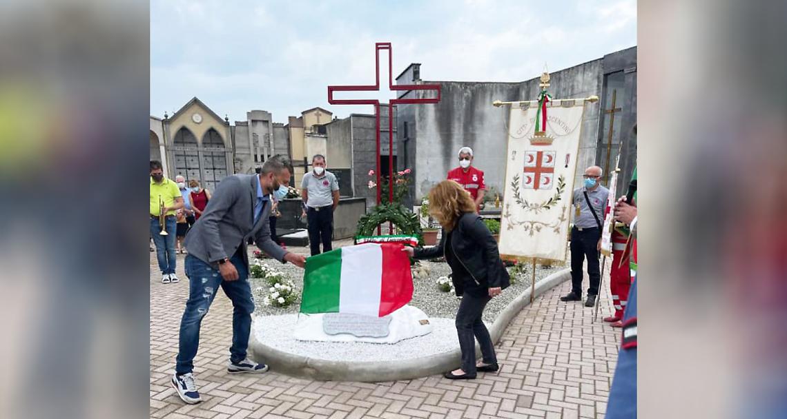 CRESCENTINO. Inaugurato al cimitero un “memoriale” in ricordo delle vittime della pandemia