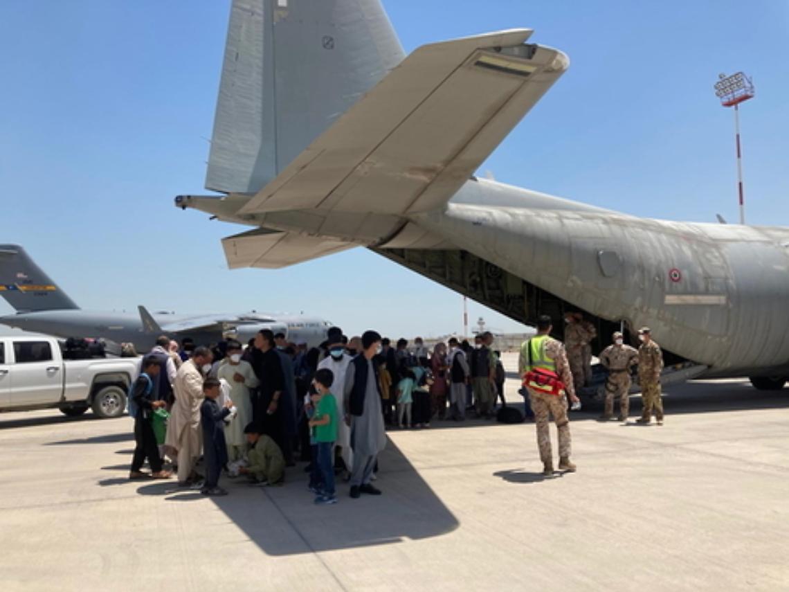 Afghanistan, il democratico Biden abbandona i bisogni di democrazia
