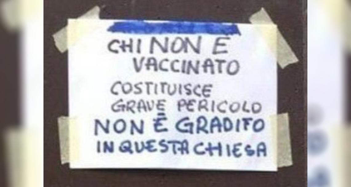 "Chi non è vaccinato… Non è gradito in questa chiesa”. E’ polemica contro il parroco
